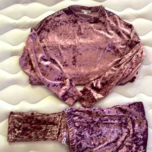 Fashion Nova, Medium, velvet Crop top outfit.
